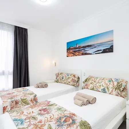 Clara * Los Cristianos (Tenerife)