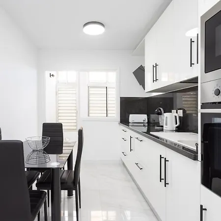 Clara Los Cristianos (Tenerife)