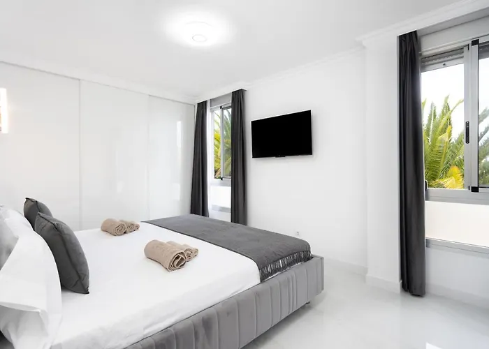 Apartment Clara Los Cristianos (Tenerife)