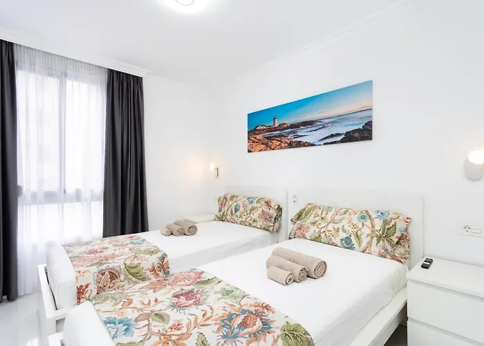 Clara * Los Cristianos (Tenerife)